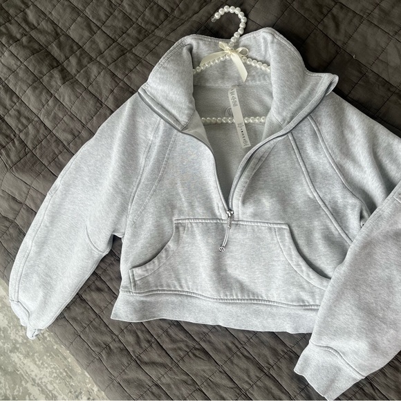 SOLD 💔LULULEMON Scuba Oversized Funnel Neck Half Zip XS/S Heathered Light Grey - Picture 5 of 13